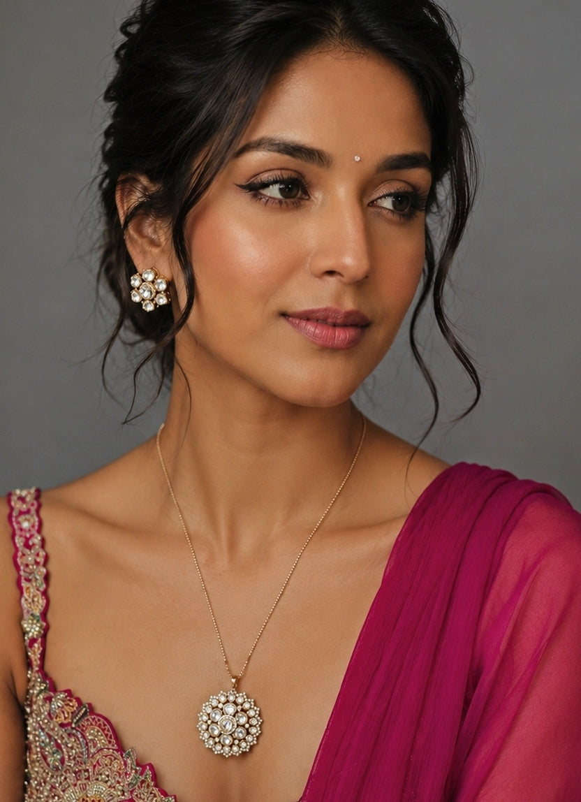 Gold Floral Pendant Set