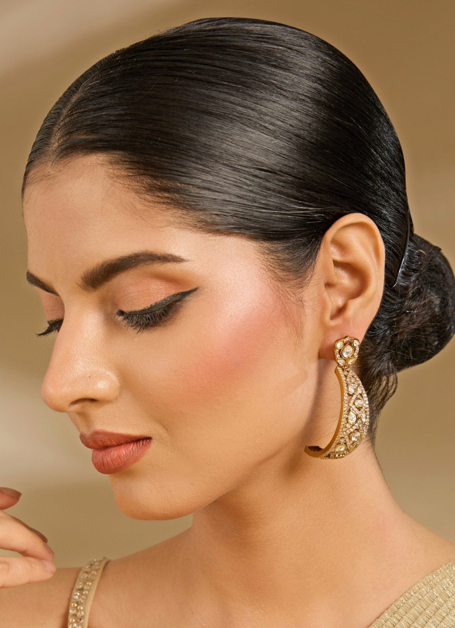Vivinia by Vidhi Mehra Elegant Gold Plated Hoop EarringsFabilicious Fashion