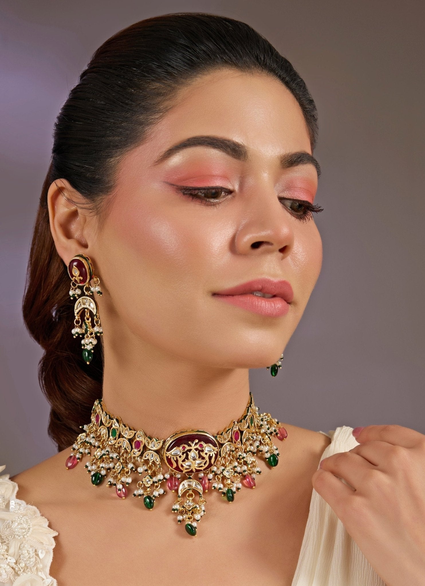 Vivinia by Vidhi Mehra Floral Kundan Multicolour Choker Necklace SetFabilicious Fashion