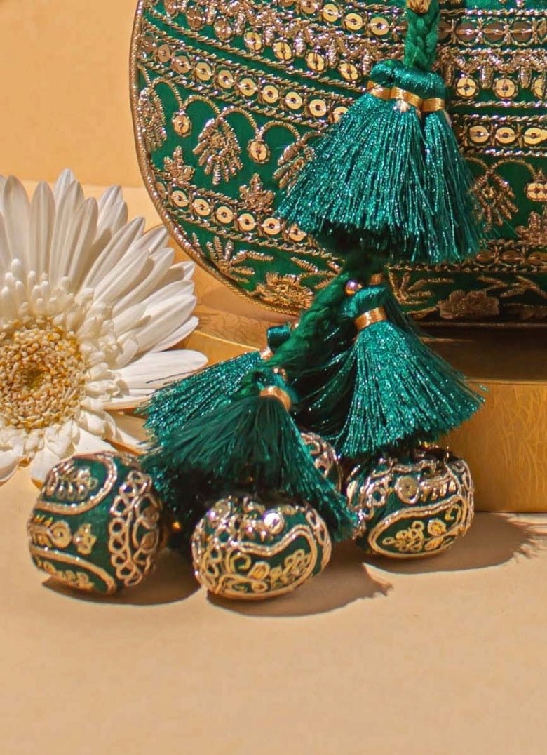 Green Embroidered Potli