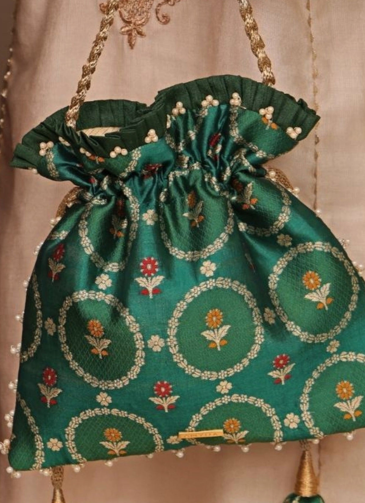 Amyra Green Jamal Silk PotliShop Jashn