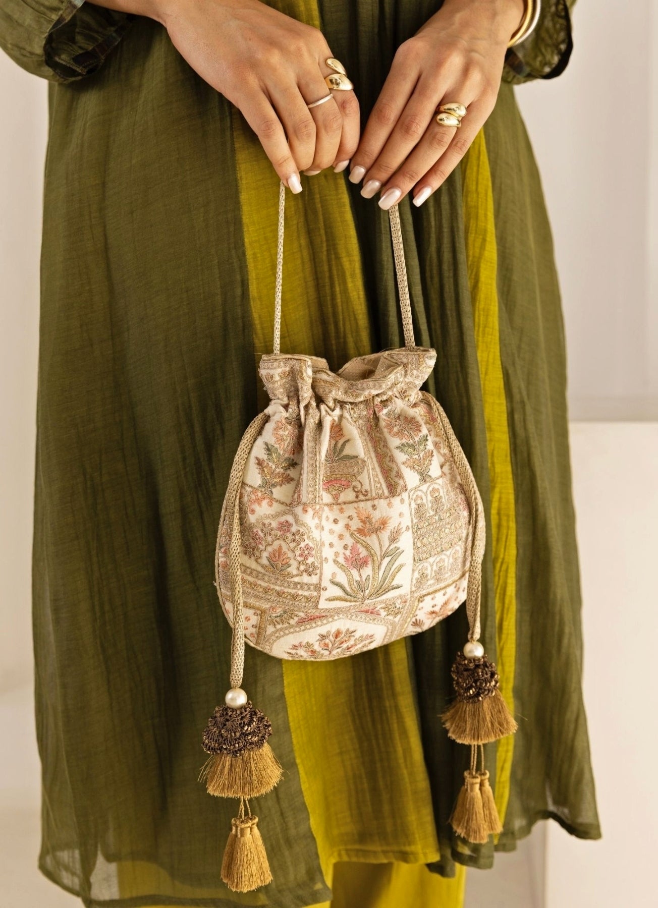 Ivory Embroidered Potli
