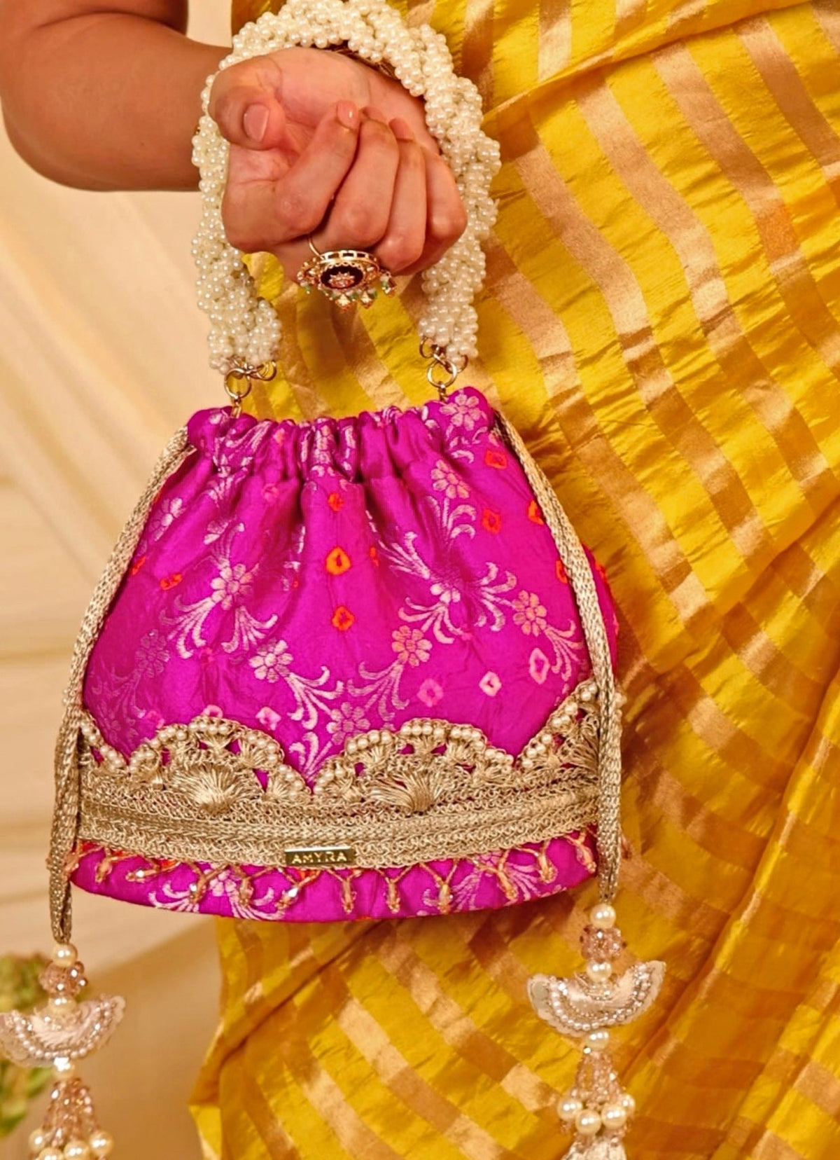 Pink Bandhani Bucket Bag