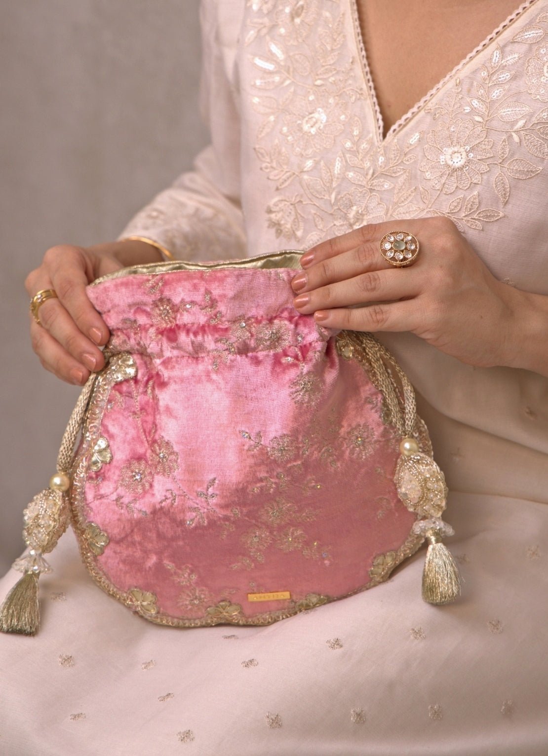 Amyra Pink Velvet Scallop Embroidered PotliShop Jashn
