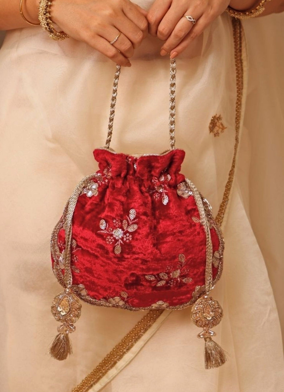 Amyra Red Velvet Scallop Embroidered PotliShop Jashn