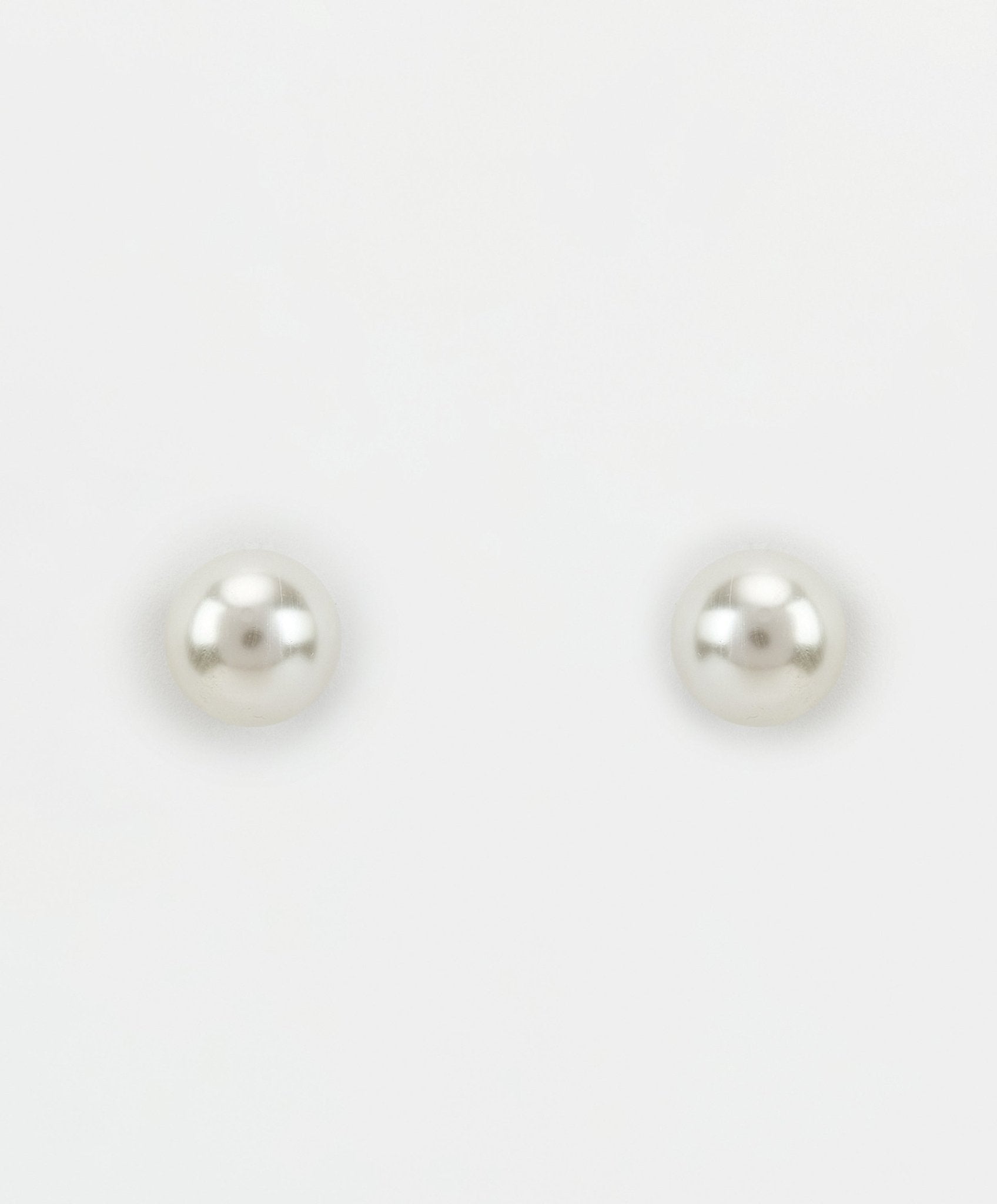 Vivinia by Vidhi Mehra White Single Pearl Stud EarringsFabilicious Fashion